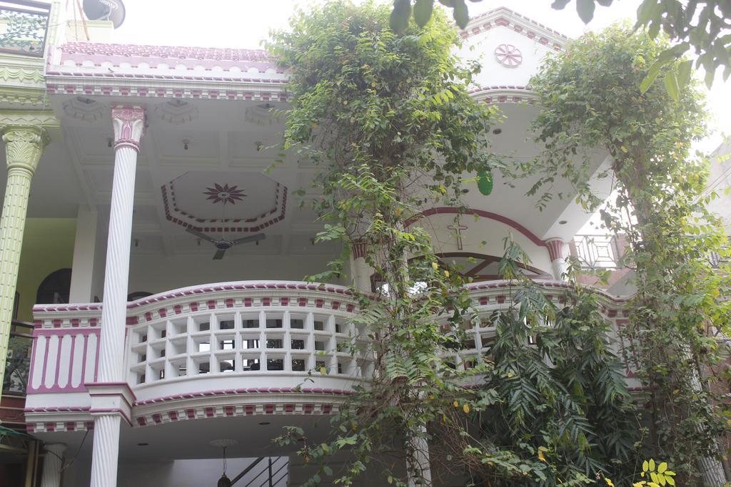 Thomas Home Stay Agra  Exterior photo